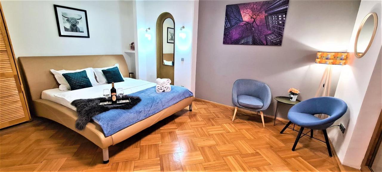 Central Arghezi Art Deco Apartment Piata Universitatii Bucureşti Eksteriør bilde